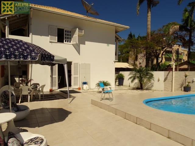 Casa – Porto Belo SC