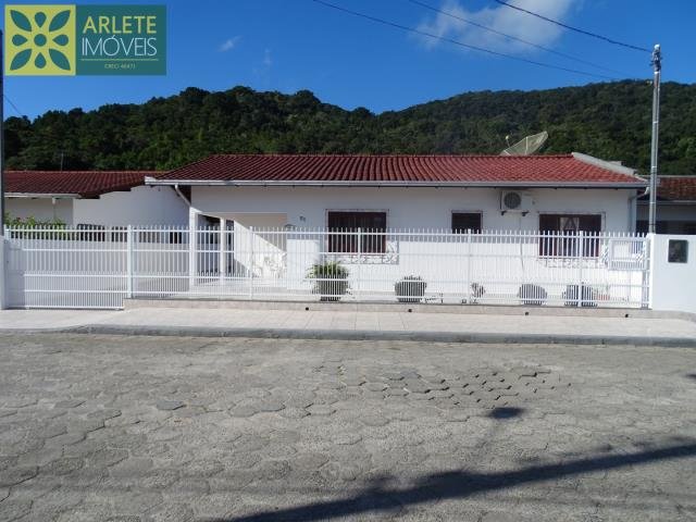 Casa – Porto Belo SC