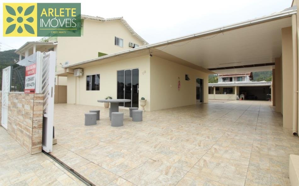 Casa – Porto Belo SC