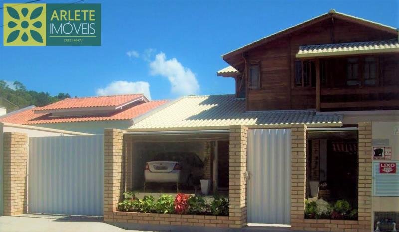 Casa – Porto Belo SC