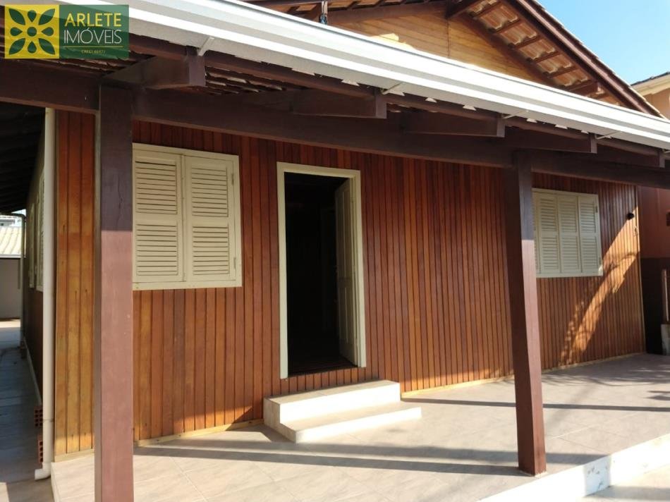Casa – Porto Belo SC
