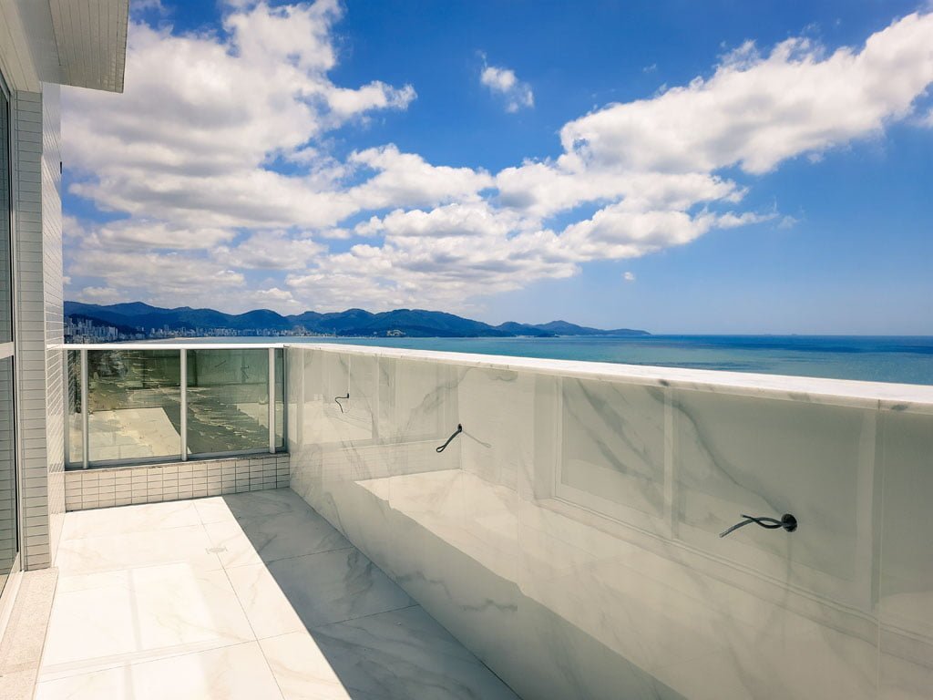 Penthouse Albamar Frente Mar